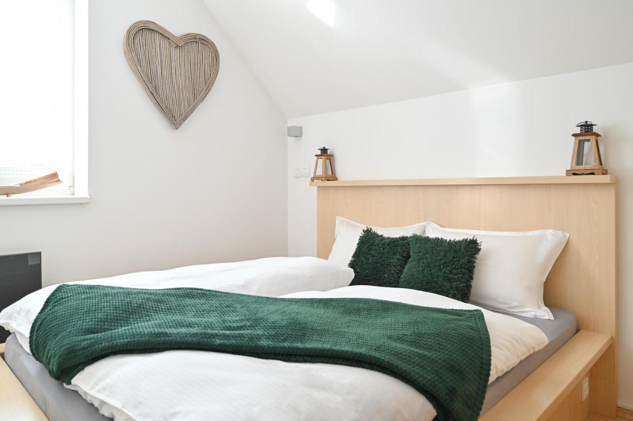 Apartment Stros With Private Sauna Kranjska Gora Eksteriør bilde